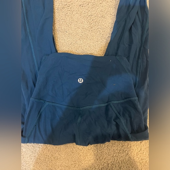 lululemon leggings - Picture 2 of 3